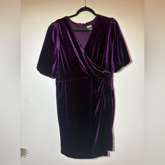 DKNY Velvet Cocktail Dress - Picture 1 of 9